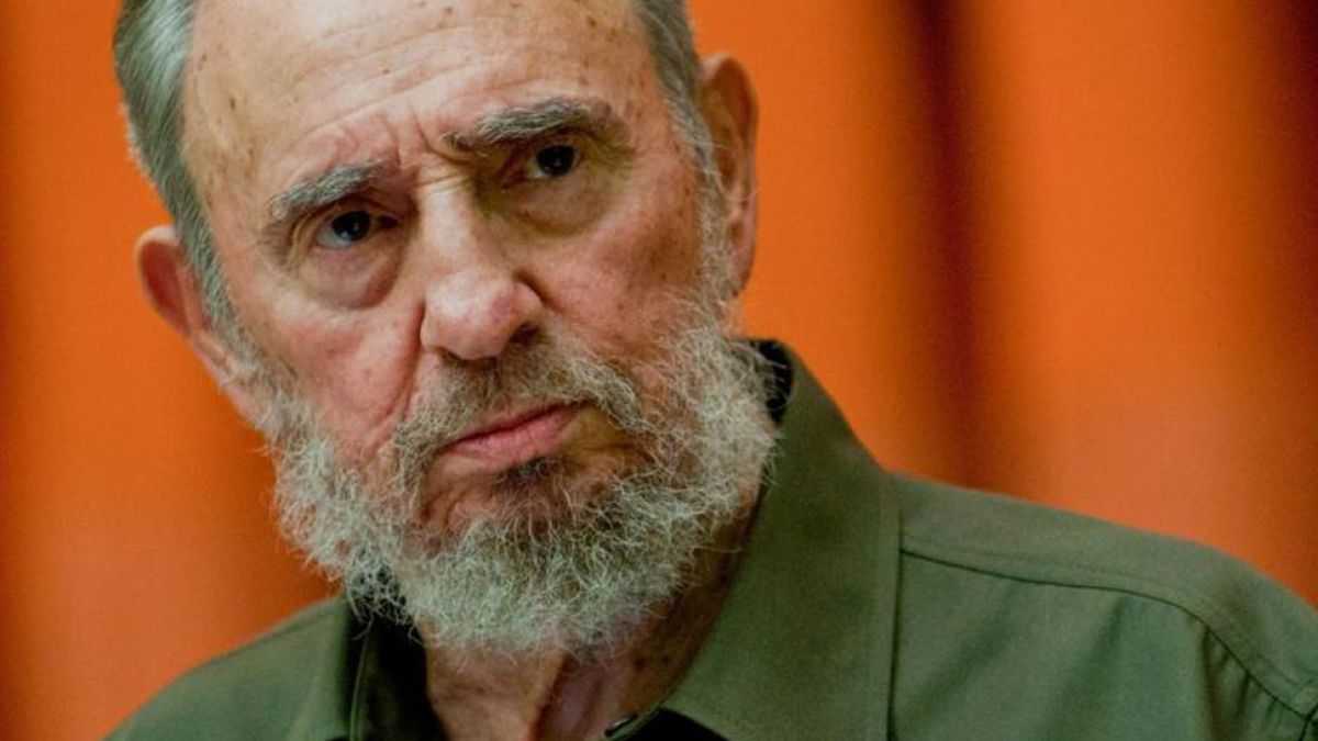 altText(Conmoción y dolor en Cuba: a los 90 años, murió Fidel Castro, el líder de la Revolución)}