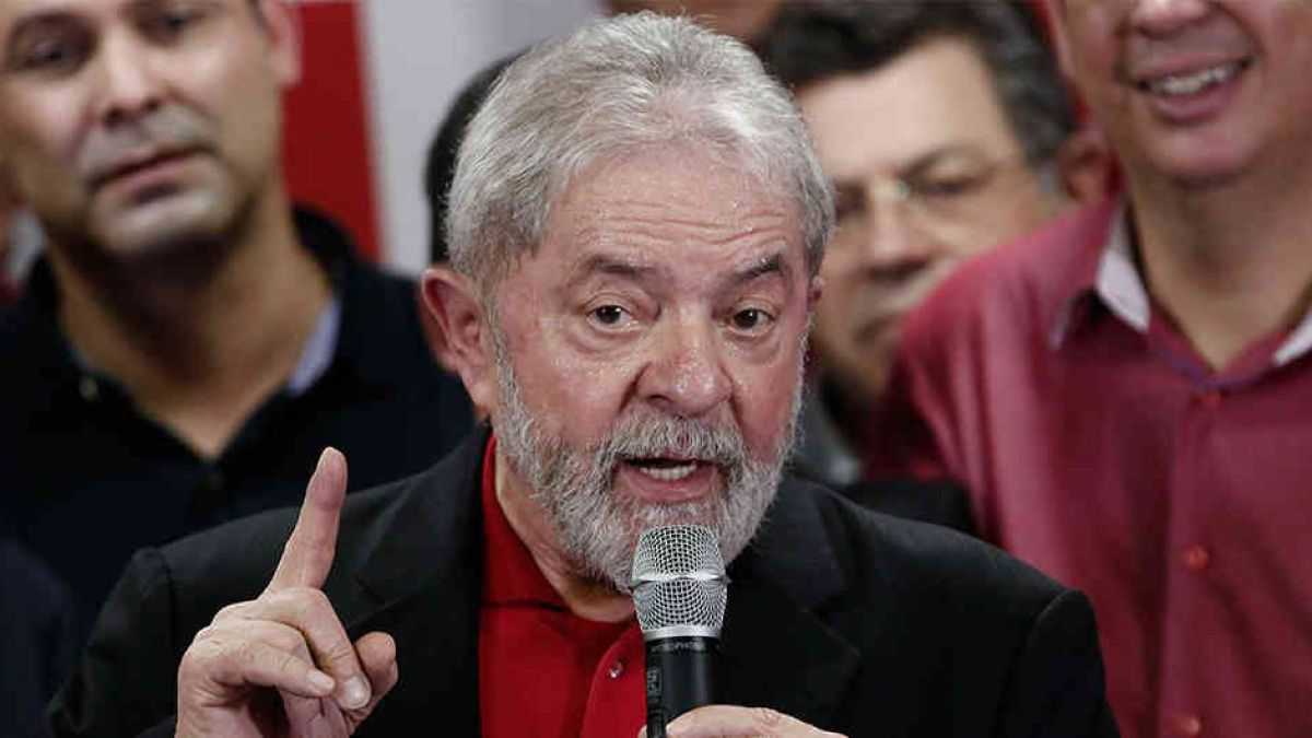 altText(Se endurece la ofensiva judicial contra Lula y le prohíben salir del país)}