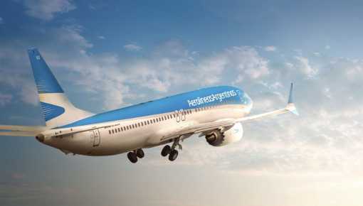 Partió un nuevo vuelo a China para traer más vacunas 