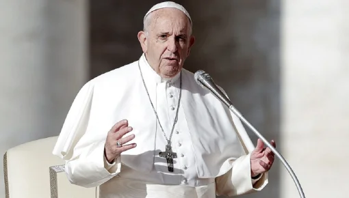 El Papa pidió atender las urgencias de 