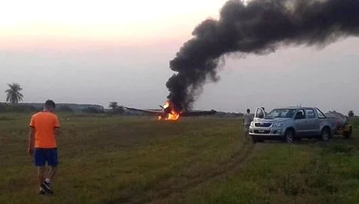 Se prendió fuego un avión hidrante que combatía incendios