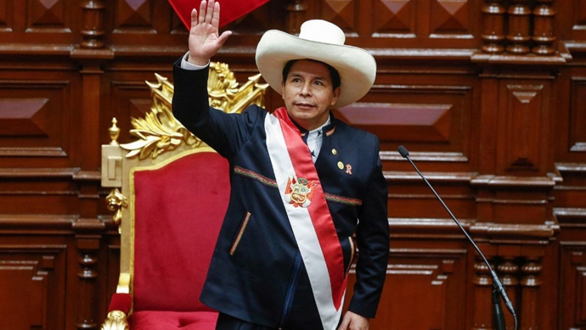 altText(Perú: conservadores deciden si abren proceso de destitución contra Castillo)}