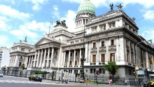 El Gobierno busca aprobar la Boleta única y la eliminación de las PASO