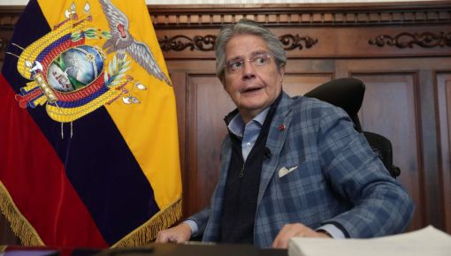 altText(Cuenta regresiva: Congreso de Ecuador debate la destitución del presidente Lasso)}