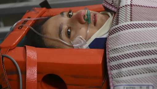 Rescataron a una adolescente que pasó 11 días bajo los escombros