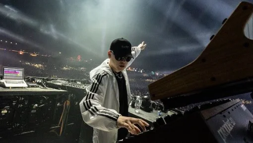 Llegan los shows de Bizarrap, el joven de los números de oro
