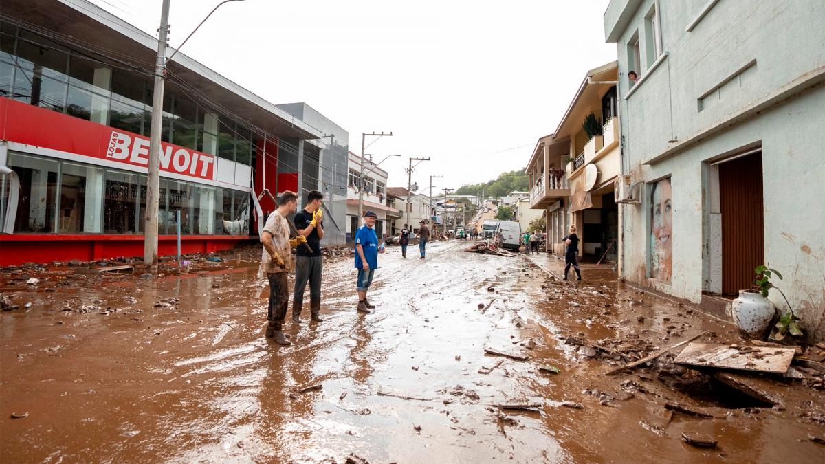 altText(Ya son 42 los fallecidos por el ciclón en el sur de Brasil que afectó a 150.000 personas)}