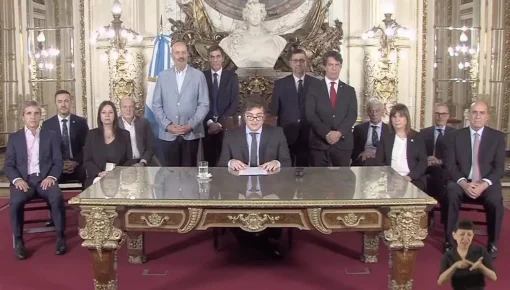 Se habilitó la feria judicial para tratar un amparo contra el DNU