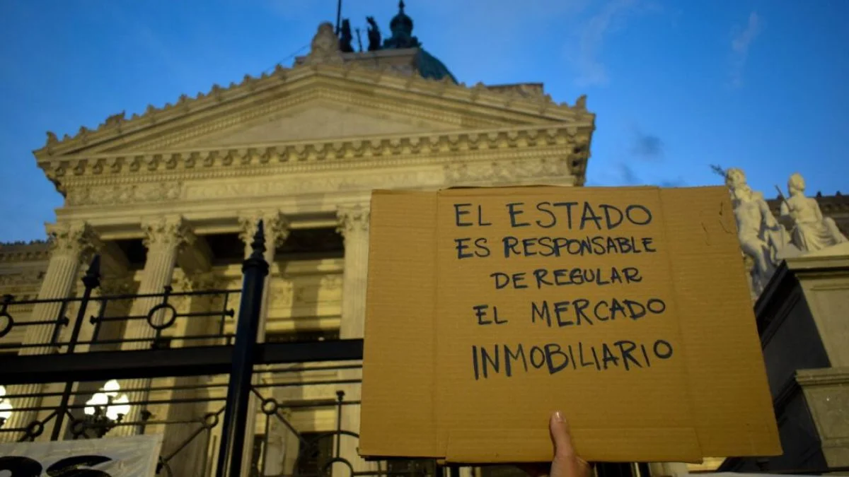 En Argentina, 4 de cada 10 jóvenes viven con sus padres