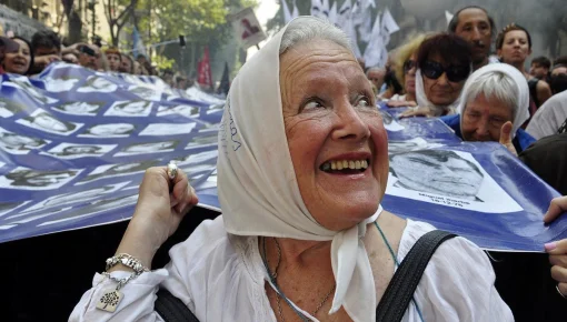 Las cenizas de Norita Cortiñas ya están en Plaza de Mayo