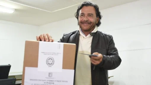 El gobernador Sáenz festejó la victoria del oficialismo salteño