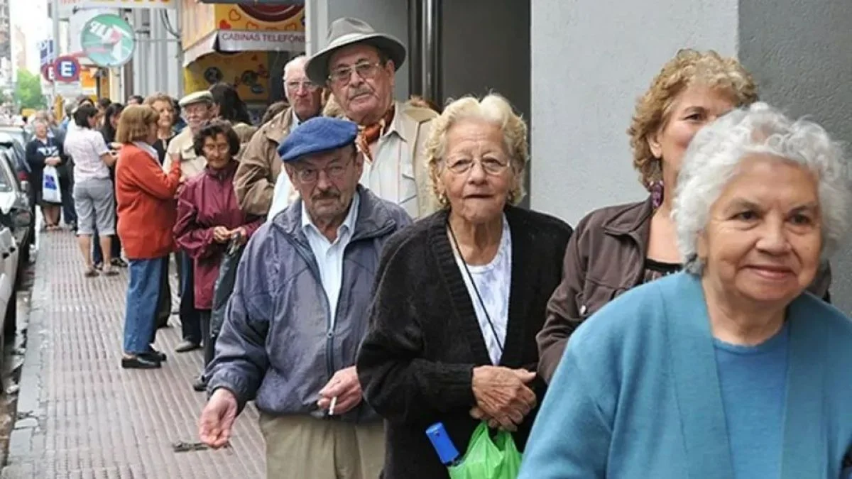 Las jubilaciones mínimas perdieron 3,9% de poder adquisitivo en octubre