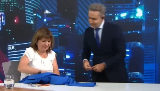 Mientras se desploma la industria textil, Bullrich también presume su ropa comprada afuera 