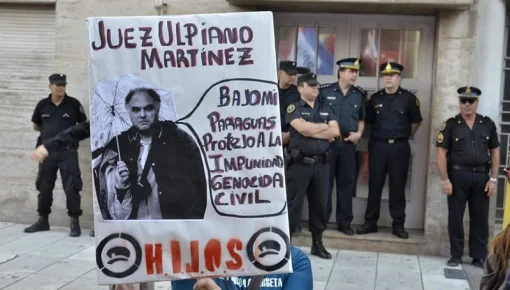 Quién es Santiago Ulpiano Martínez, el fiscal acusado de favorecer a represores