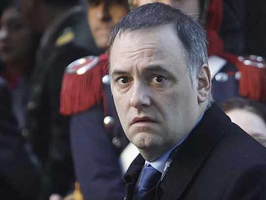 Adorni acorralado: ordenan nuevas medidas de prueba