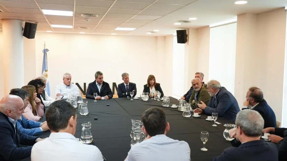 Massa se reunió con rectores universitarios y crece la tensión por los fondos educativos
